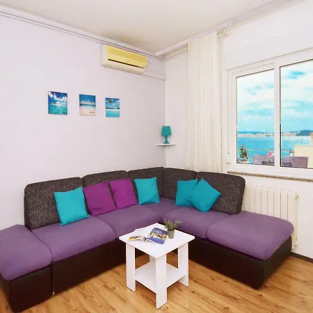 T&m Διαμέρισμα Τρογκίρ