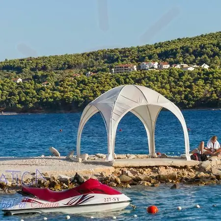 T&m Διαμέρισμα Τρογκίρ